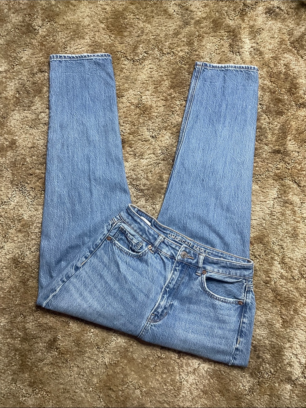 American Eagle Comfort Stretch Waistband Mom Straight Jean Size 4 Regular